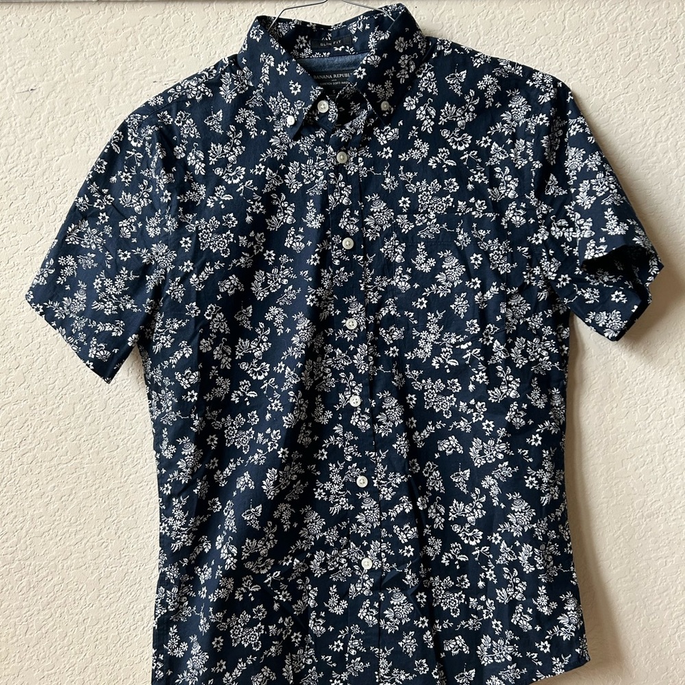 Banana Republic Button Down